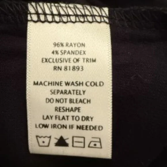 Woman's Top - Picture 6 of 6